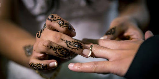 Les Mariages au Moyen-Orient et au Maghreb : Célébration, Tradition et Élégance